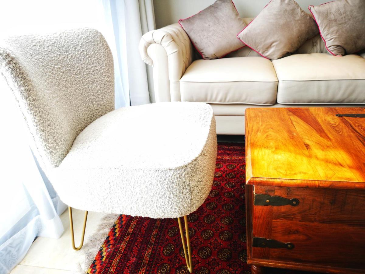 E14, Forest View Apartments, Deposit Required To Confirm Booking Kololi Buitenkant foto