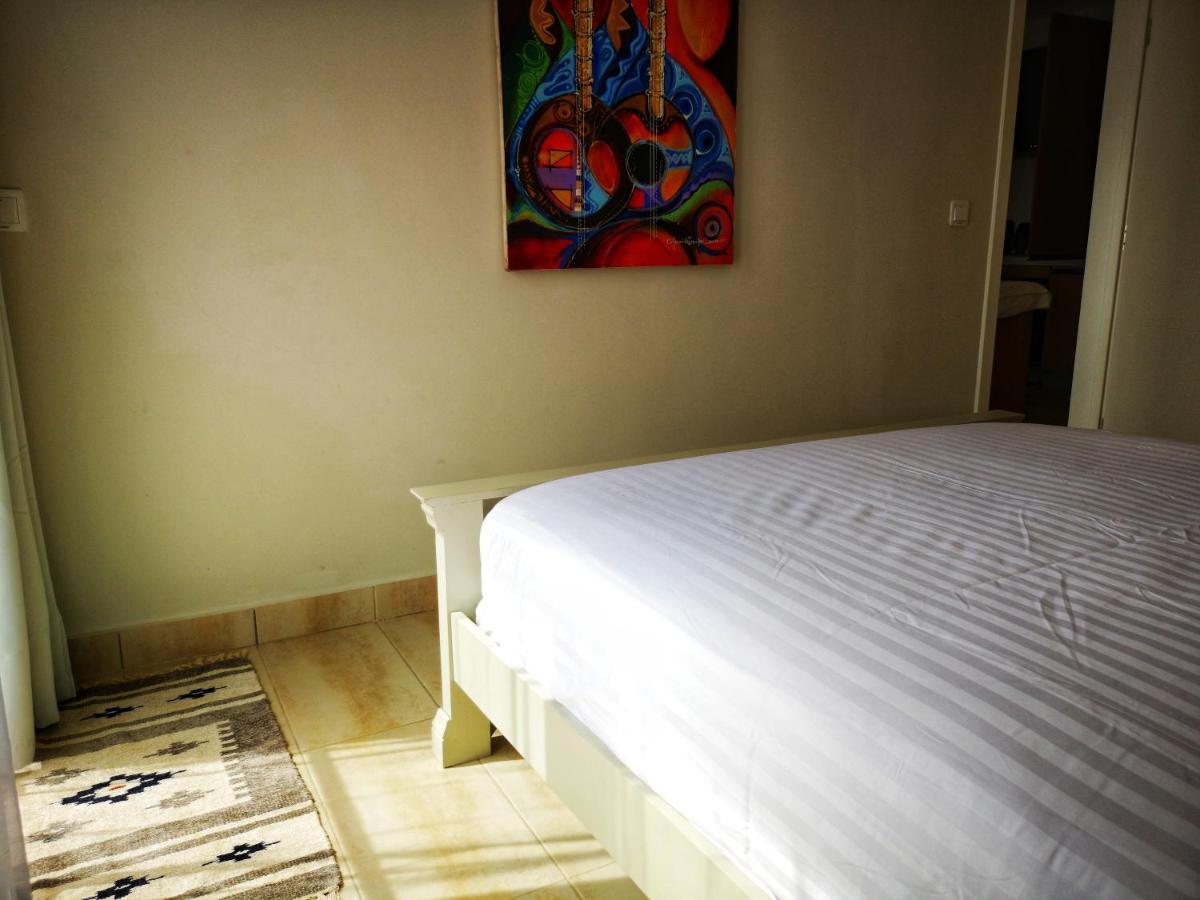 E14, Forest View Apartments, Deposit Required To Confirm Booking Kololi Buitenkant foto