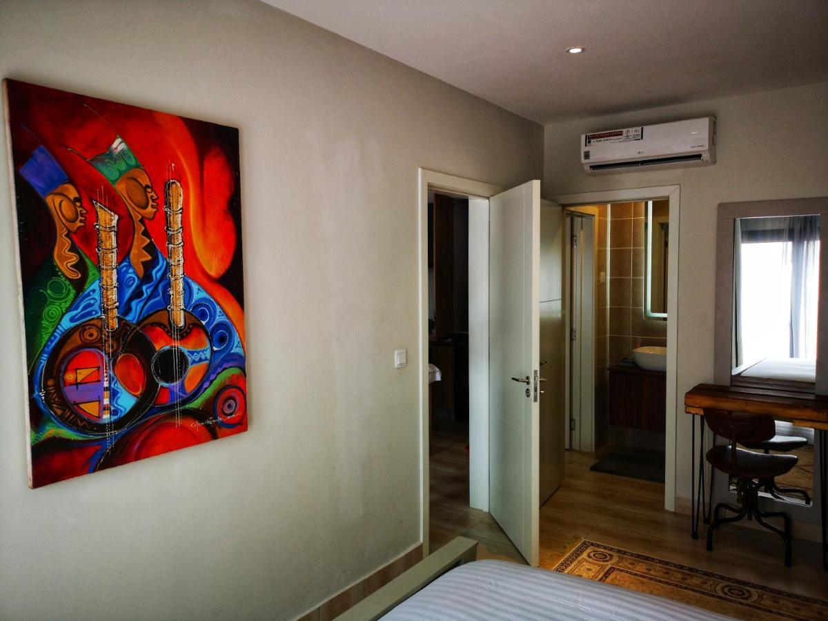 E14, Forest View Apartments, Deposit Required To Confirm Booking Kololi Buitenkant foto